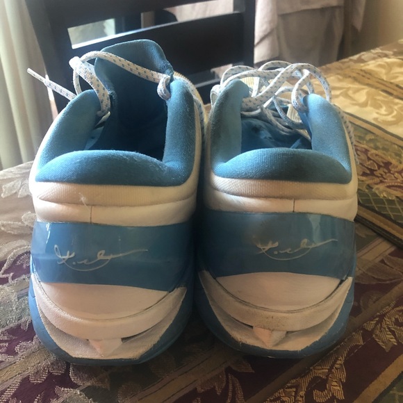 Kobe 7 - Picture 3 of 6